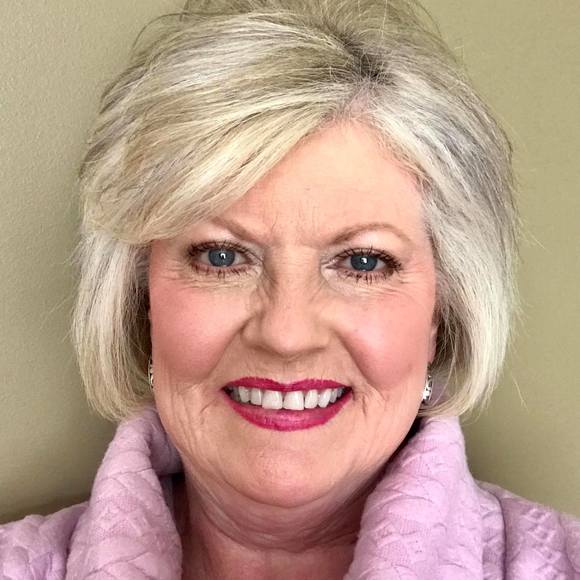 Meet your Posher, Donna - Picture 1 of 1